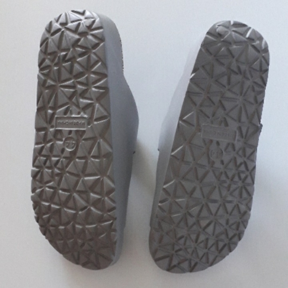 ● New EVA Foam molded double strap sandal - Picture 6 of 7